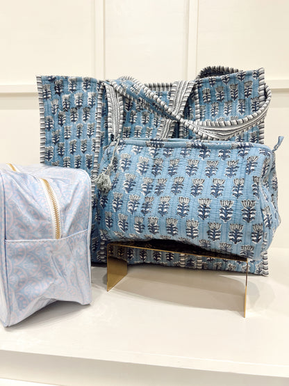 QUILTED MAKEUP BAG