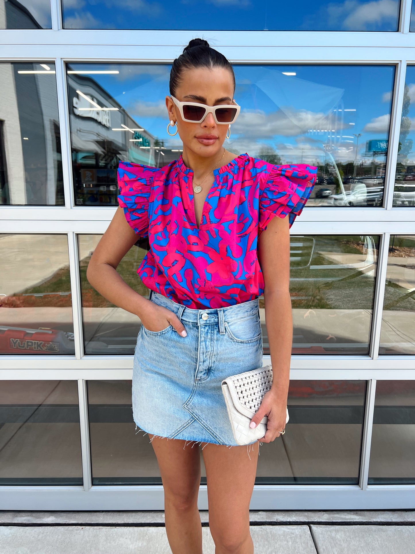BERRY SPLIT NECK RUFFLE TOP