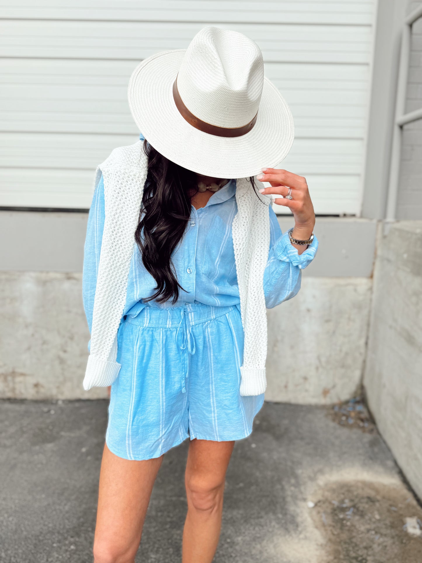 THE PERFECT LINEN TOP