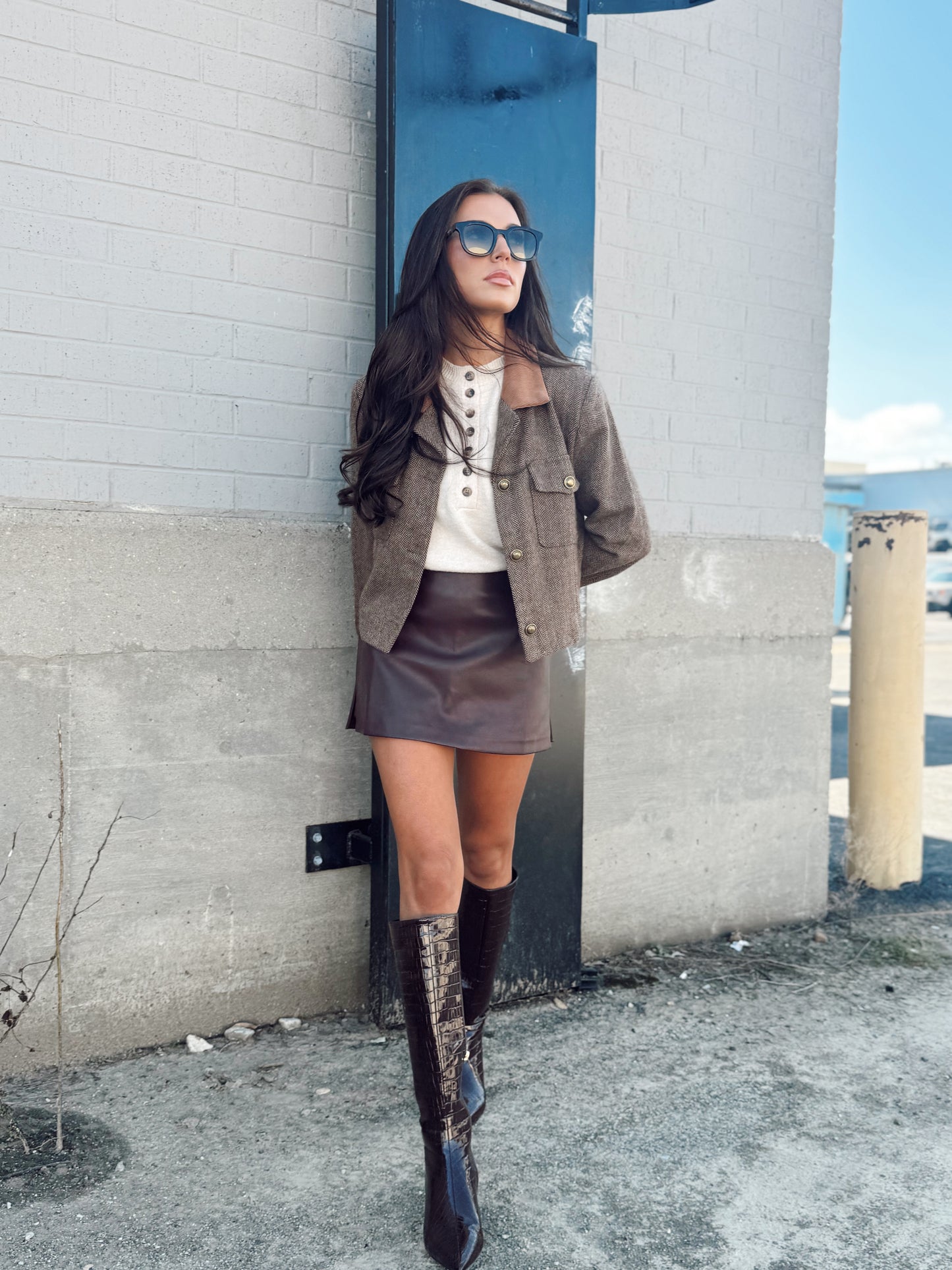 FAUX LEATHER MINI SKORT