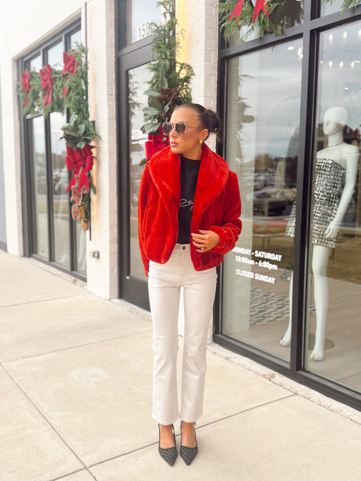 ROUNDNECK RHINESTONE CHEERS SWEATER