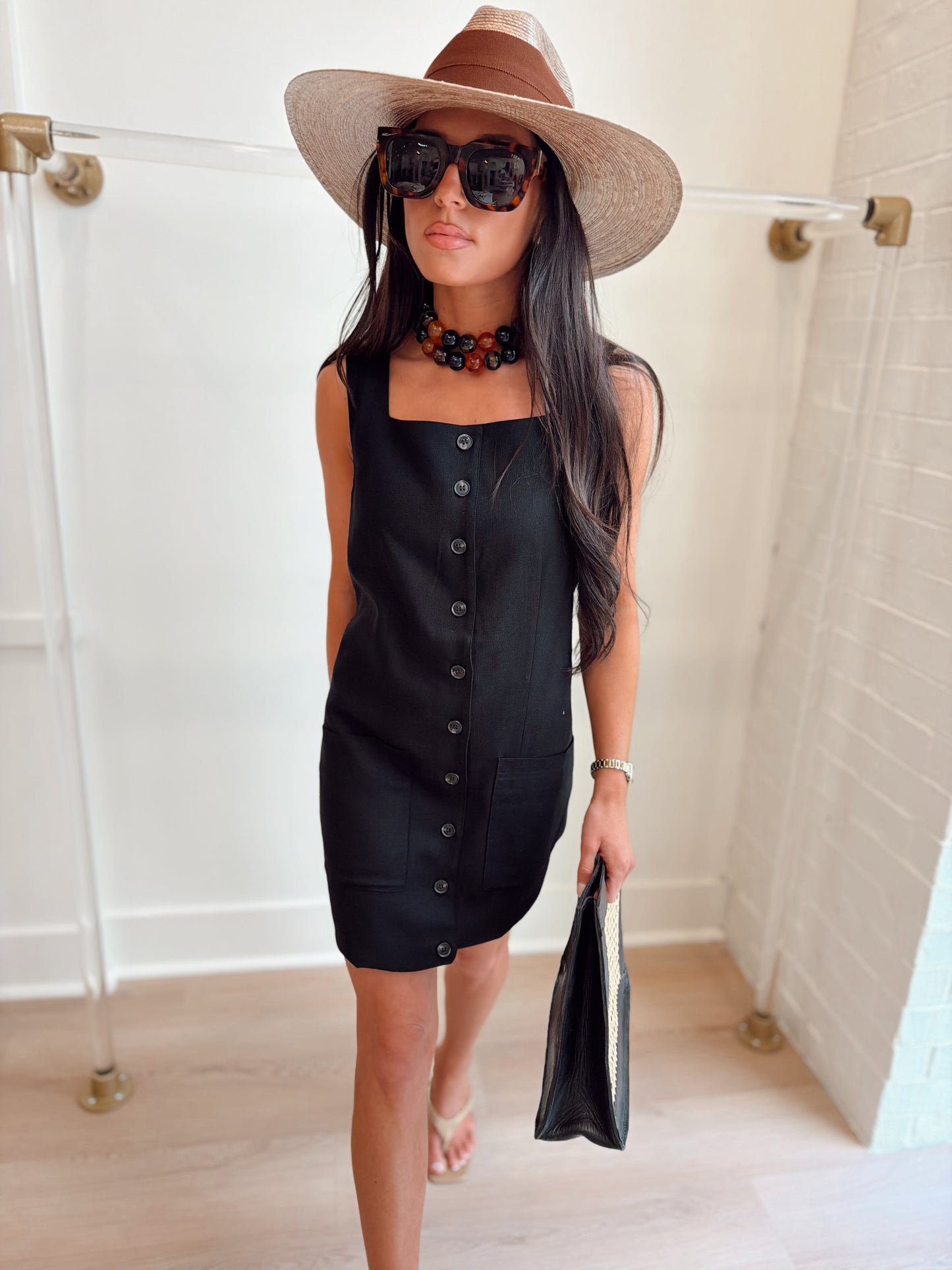 POSH BUTTON LINEN DRESS