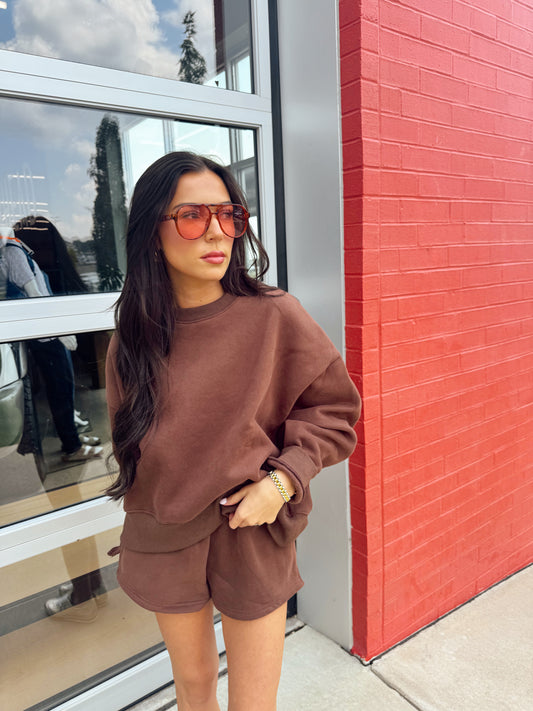 DROPPED SHOULDER SWEATSHIRT