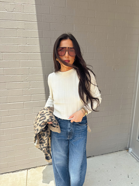 SERRA SWEATER
