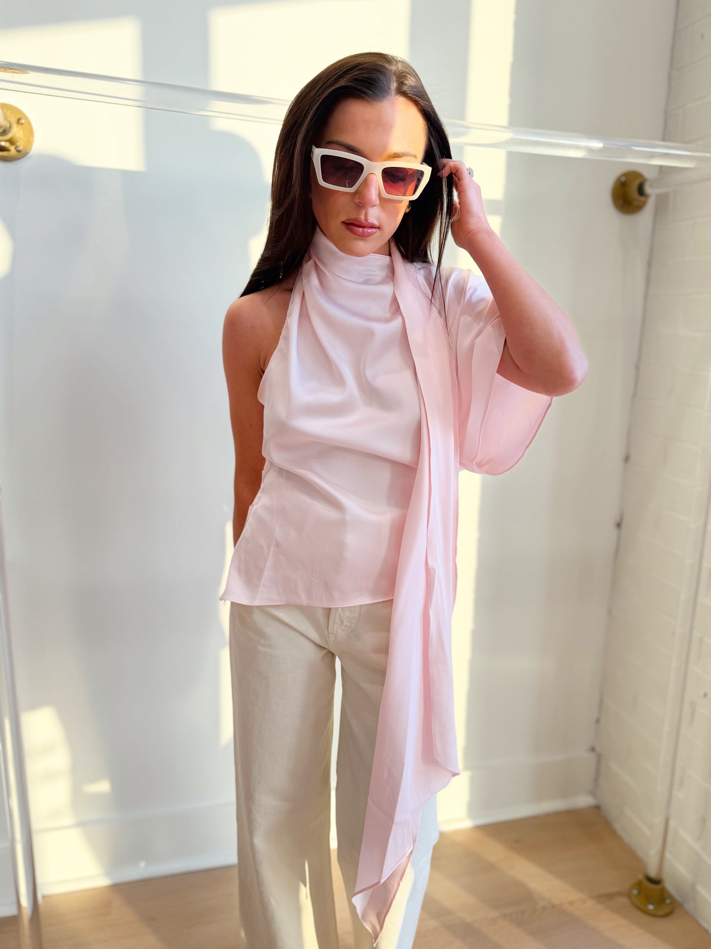 ONE SHOULDER ASYMMETRICAL TOP