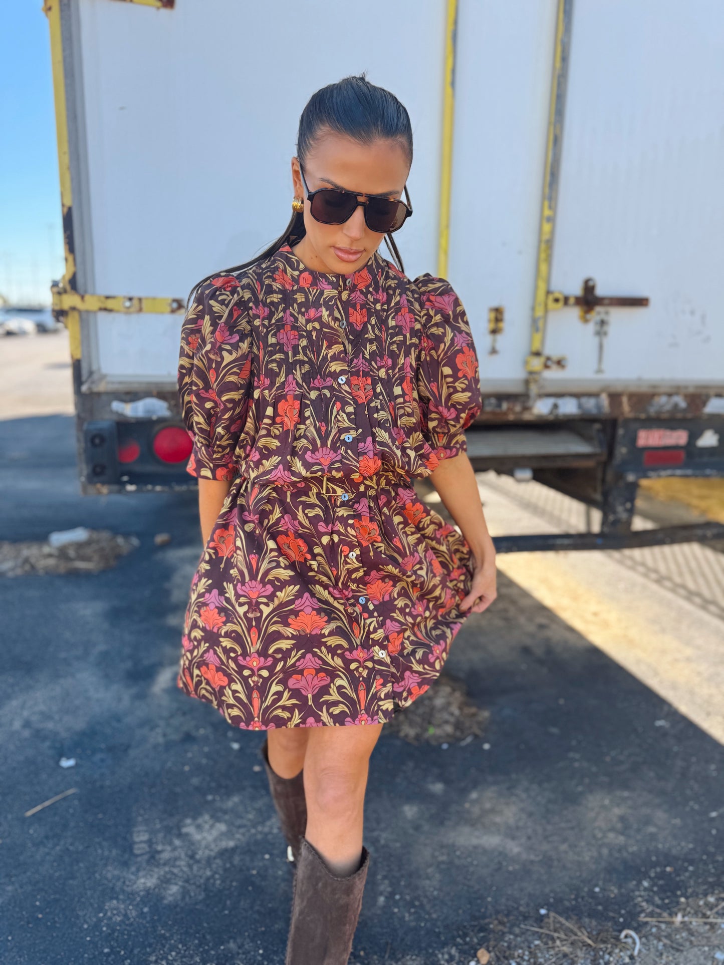 BURGUNDY FLORAL BELTED DRESS