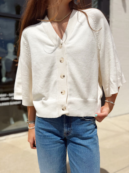 V-NECK BUTTON DOWN