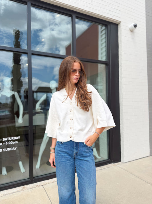 V-NECK BUTTON DOWN