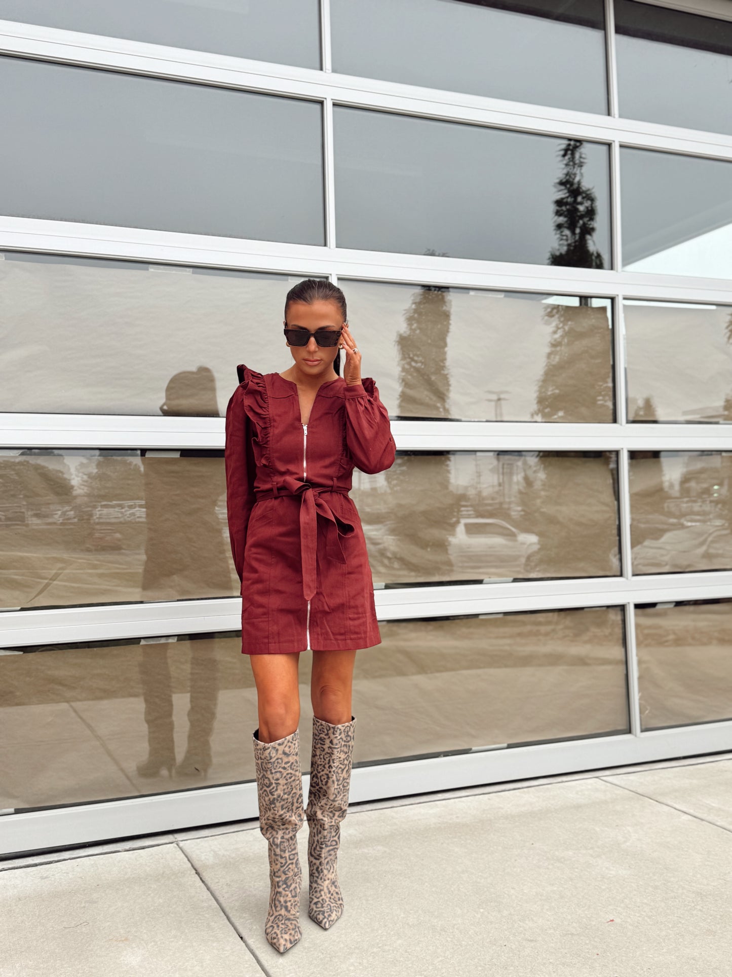 BURGUNDY RUFFLE ZIP DRESS