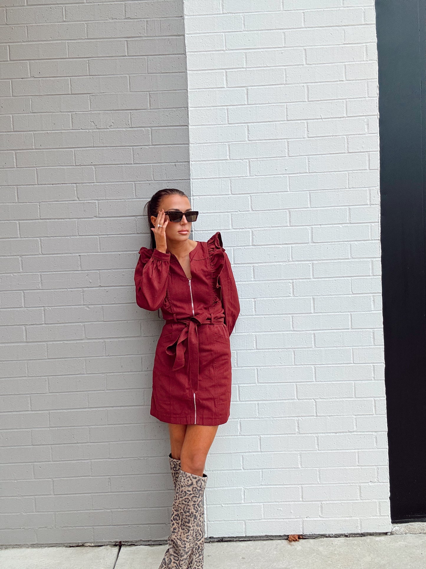 BURGUNDY RUFFLE ZIP DRESS