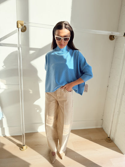 AJA SOLID TOP