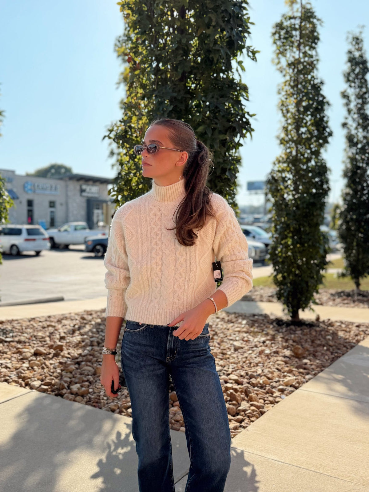 CABLE FRONT LS SWEATER