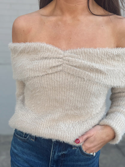 OFF SHOULDER FUR SWEATER