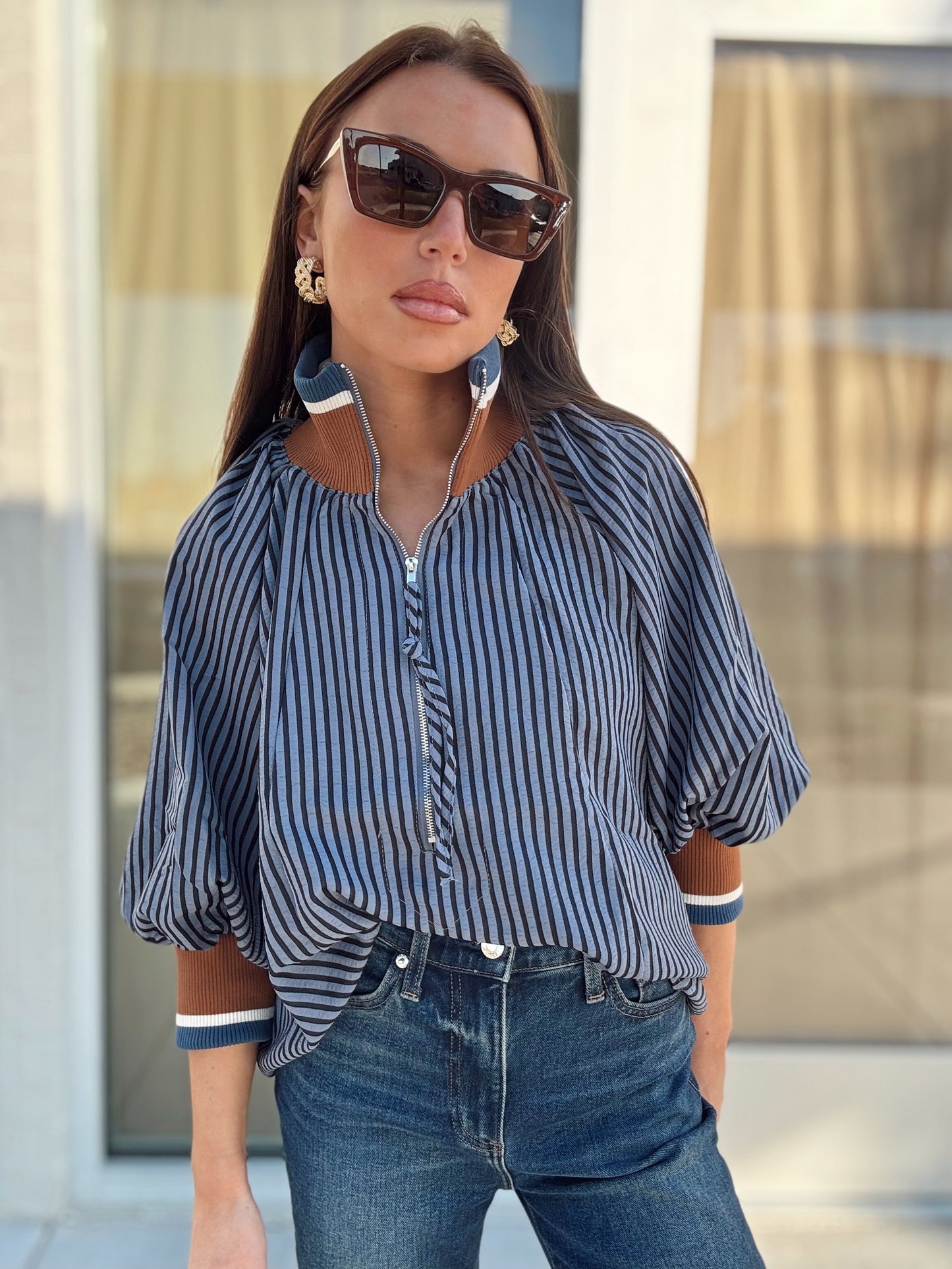 STRIPED UP COLLAR TOP