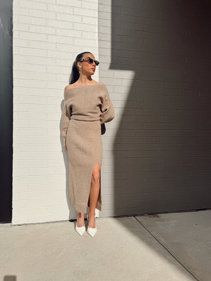MIDI KNIT SWEATER DRESS